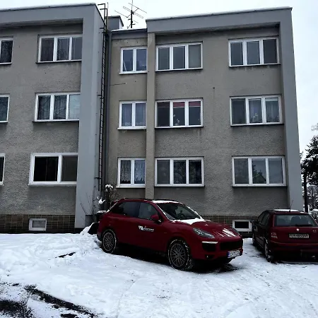 Demaenova 3izb 5osob Sauna - Cube '69