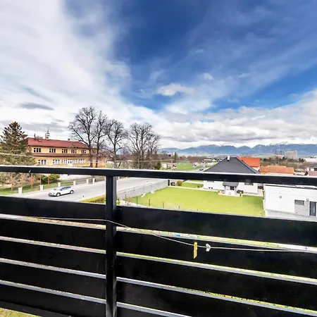 Demaenova 3izb 5osob Sauna - Cube '69