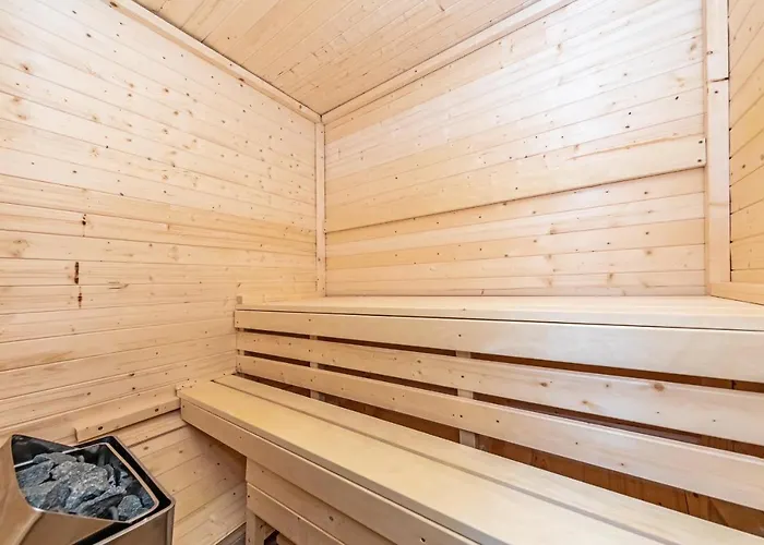 Demaenova 3izb 5osob Sauna - Cube '69 Daire *